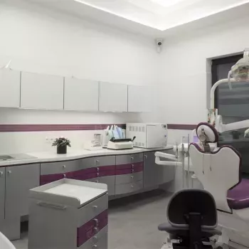 dental-clinic08